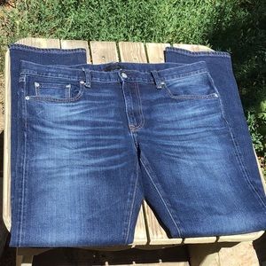 Uniqlo Slim Straight Low 35 x 32